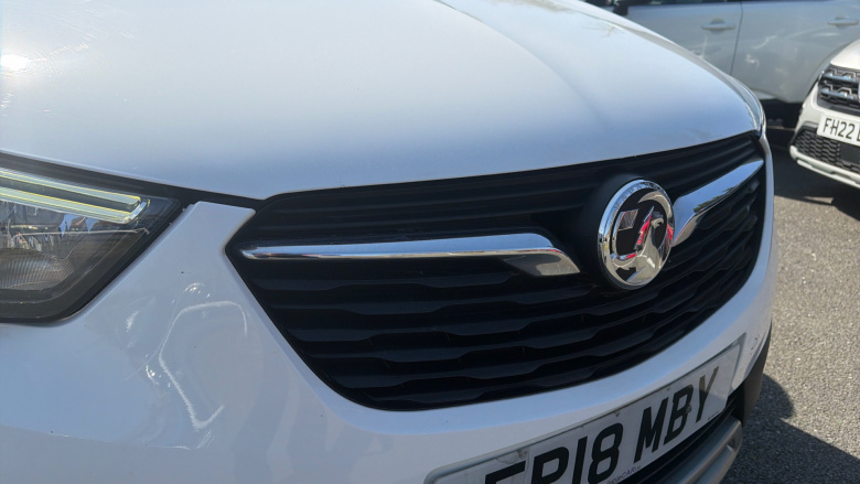 Vauxhall Crossland X 1.2 Tech Line Nav 5dr Petrol Hatchback